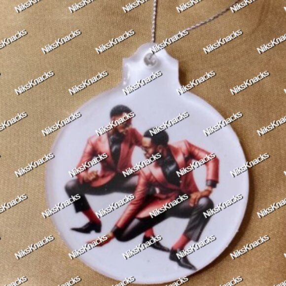 Crimson and Cream Christmas ornaments Krimson and Kreme - Picture 8 of 9